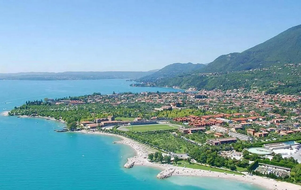 Casa Marsilva - Holiday Apartment In Old Town Centre, Near The Lake Toscolano Maderno