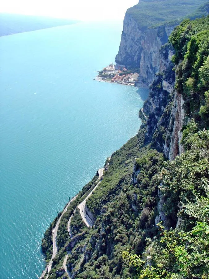 Casa Marsilva - Holiday Apartment In Old Town Centre, Near The Lake Toscolano Maderno