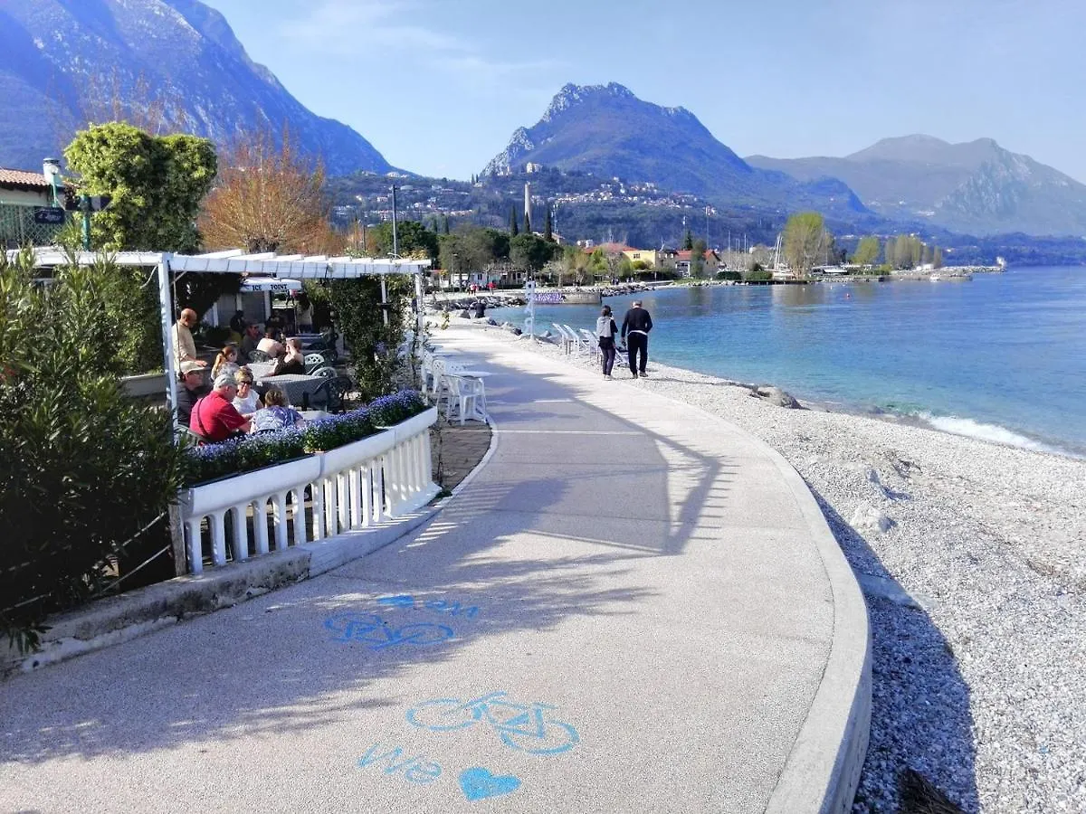 Casa Marsilva - Holiday Apartment In Old Town Centre, Near The Lake Toscolano Maderno Italy