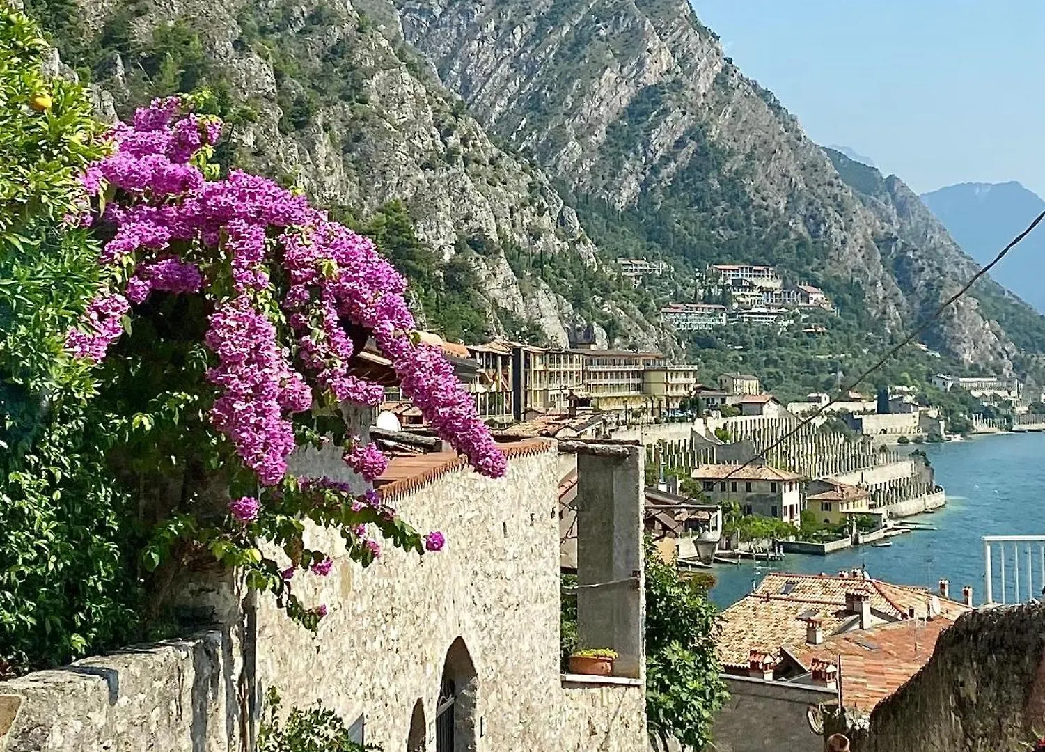 Casa Marsilva - Holiday Apartment In Old Town Centre, Near The Lake Toscolano Maderno Italy